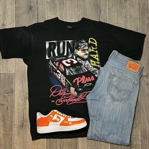 34 X 32 Levi’s 569 vintage distressed jeans